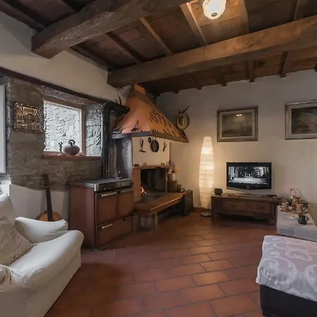 Mimmo's House Дом отдыха San Godenzo